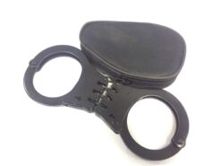 HANDCUFFS FULL METAL IN POUCH BLACK K12